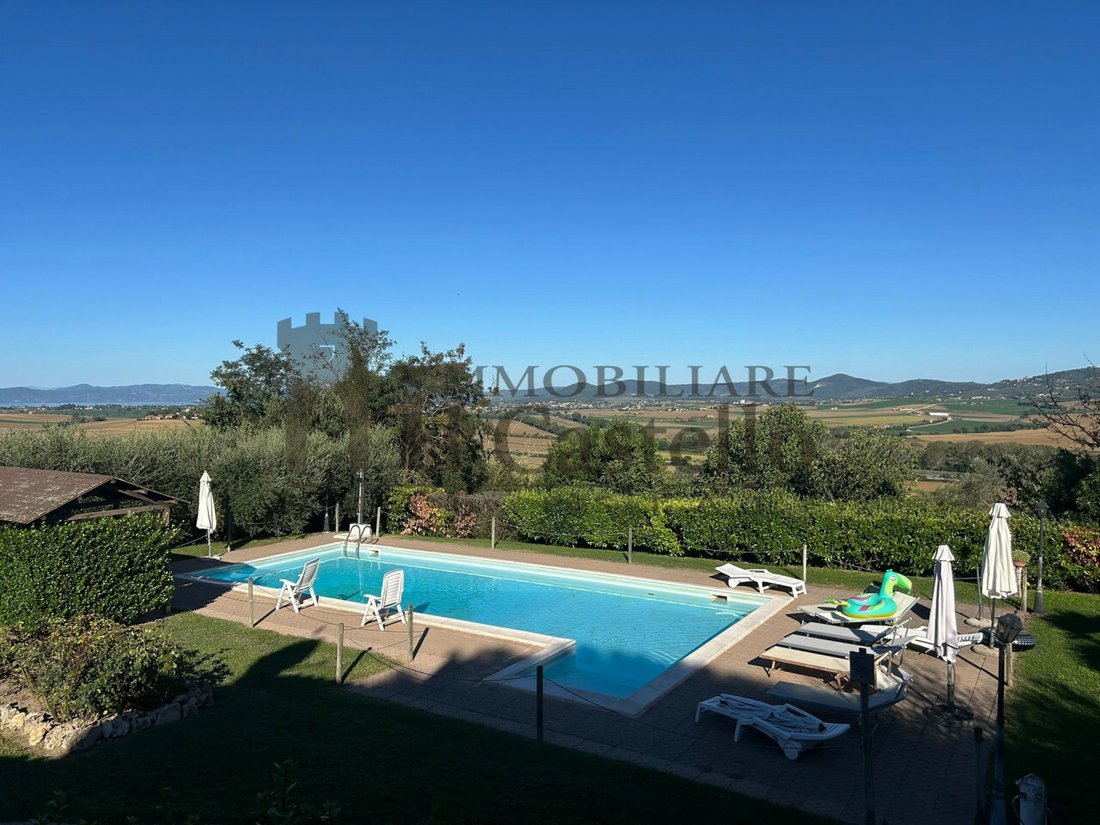 House in Castiglione del Lago, Umbria, Italy 2 - 15414986