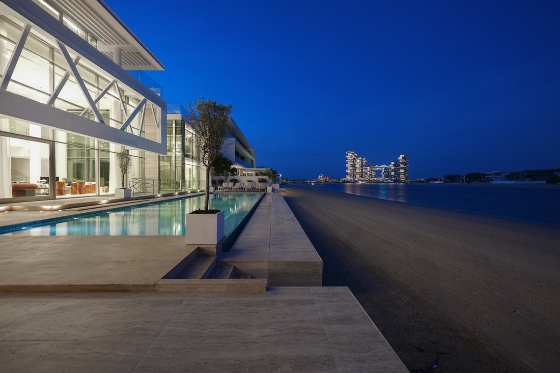 Villa in Palm Jumeirah, Dubai, United Arab Emirates 3 - 16218416