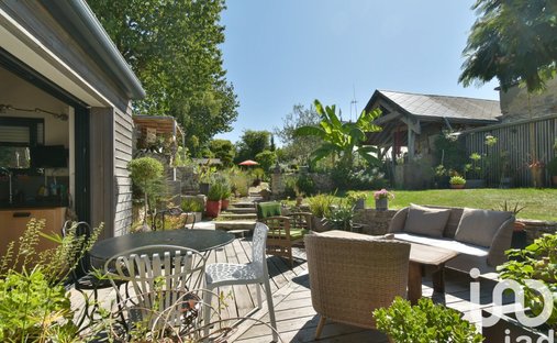 Castle for Sale in La Ferté-Bernard, Pays de la Loire, France
