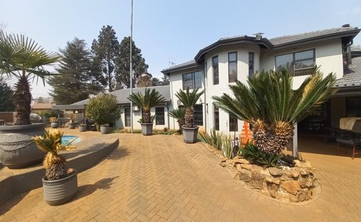 Farm Ranch in Vanderbijlpark, Gauteng, South Africa 1