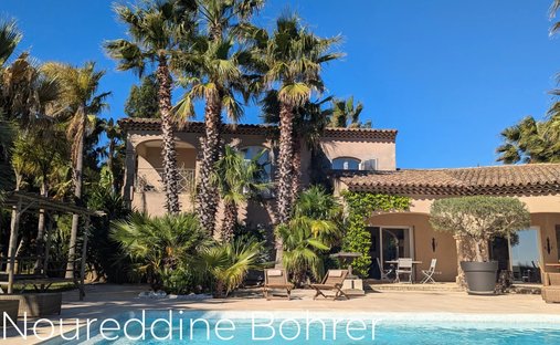 Casa en Grimaud, Provenza-Alpes-Costa Azul, Francia 1