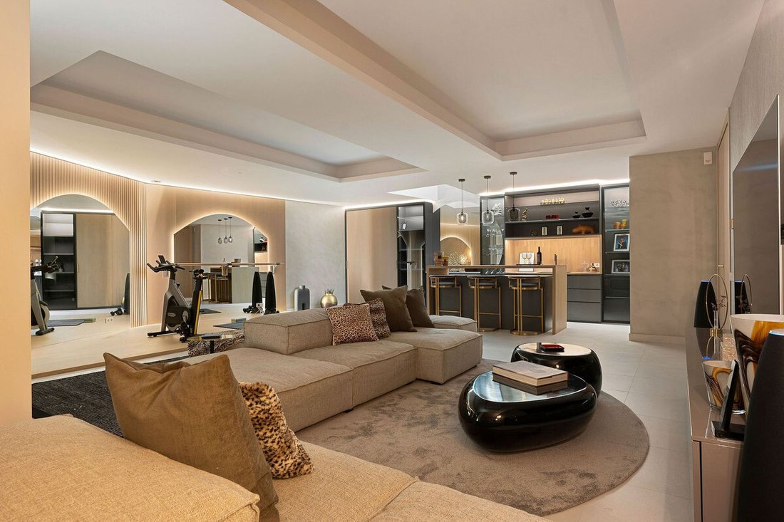 Villa in Puerto Banus, Marbella, Spain 5 - 16210002