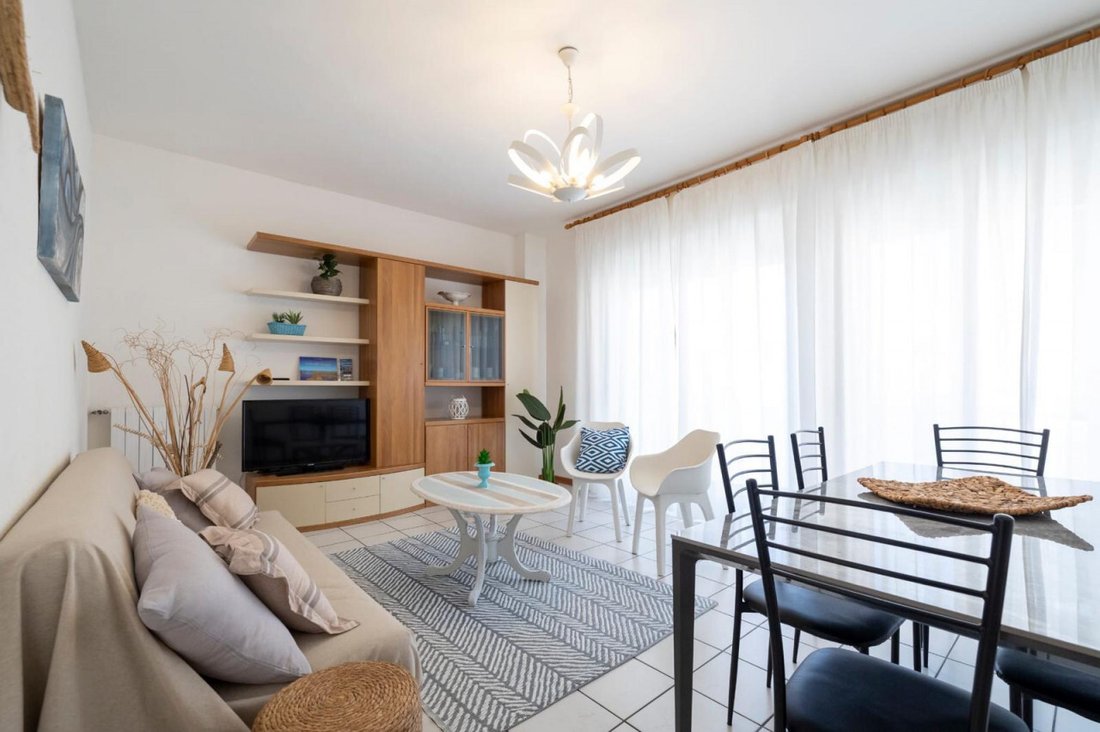 Apartment in Castle of Castiglione, Castiglione della Pescaia, Tuscany 1 - 16217053