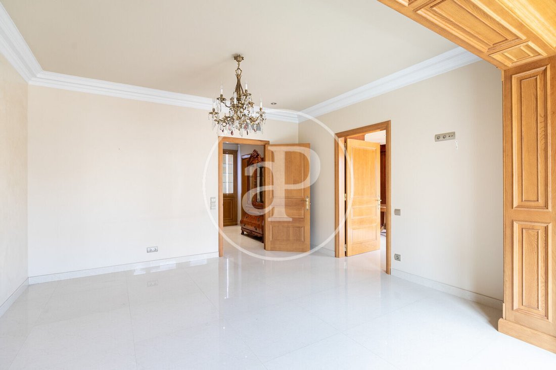 Apartment in Eixample, Barcelona, Spain 4 - 16214105