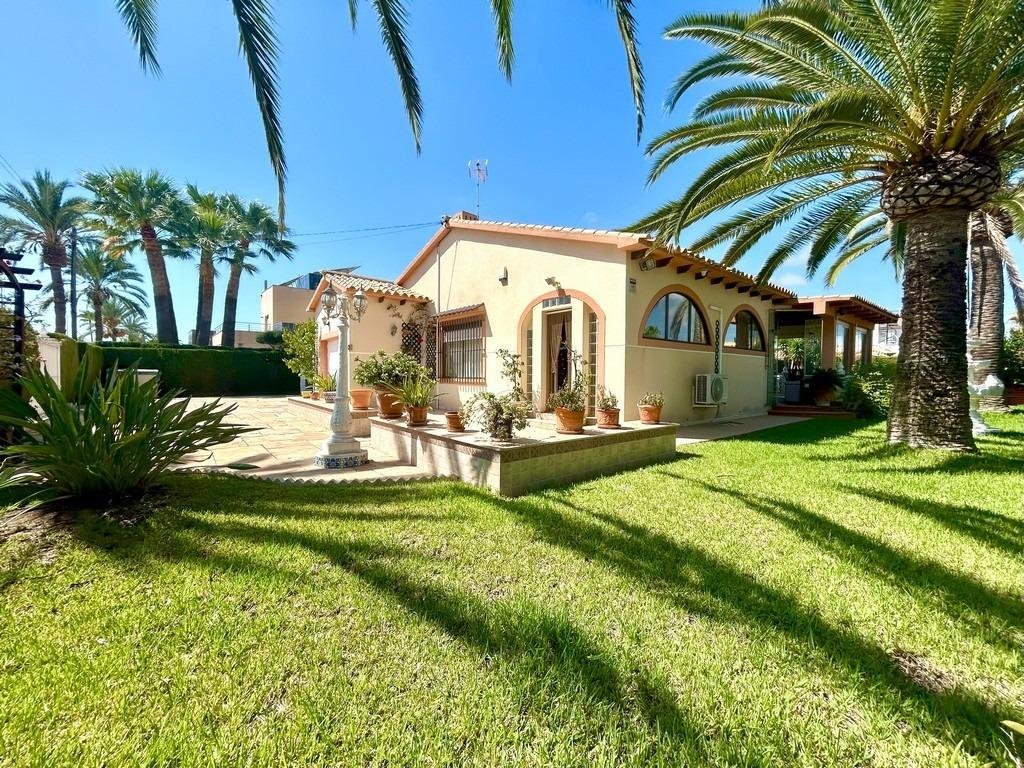 Villa in Cabo Roig, Orihuela, Valencian Community 3 - 16219186