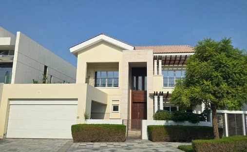 Villa in Dubai, Dubai, United Arab Emirates 1