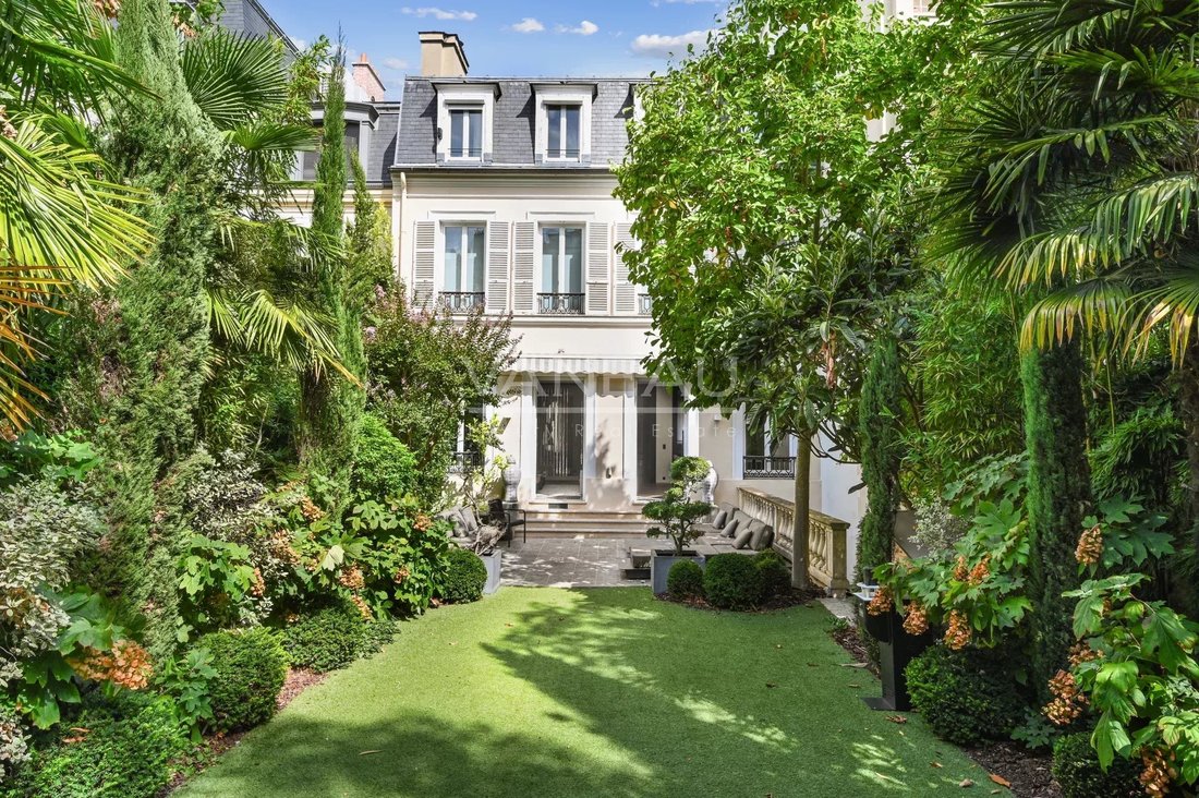 Estate in Bois de Boulogne, Paris 16e Arrondissement, Paris 2 - 15551807