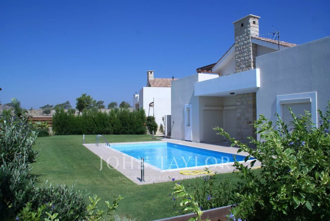 Villa in Monagroulli, Limassol, Cyprus 1 - 16209383