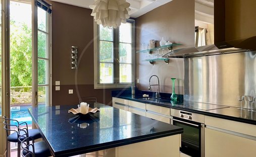 Elegant 19th Century Château Near Saint émilion – Authenticity, Refinement And Exceptional Potential