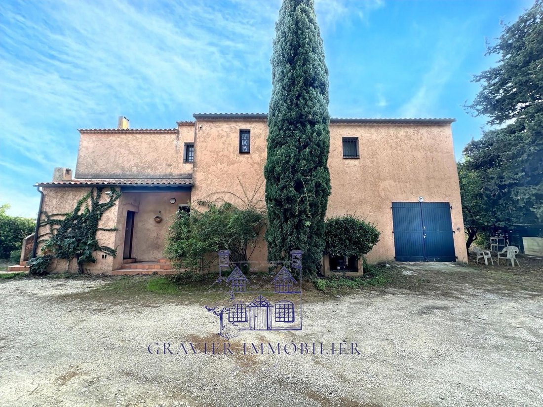 La Maison des Deux Rêves: A Provençal Sanctuary Between Sky and Sea