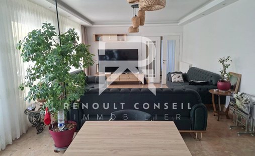 Castle for Sale in Évreux, Normandy, France