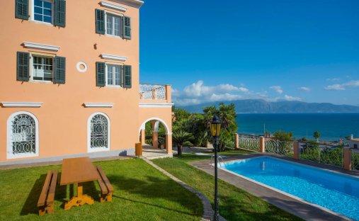 Haus in Korfu, Peloponnese, Western Greece and the Ionian, Griechenland 1
