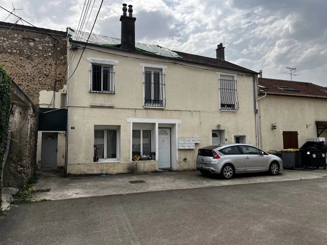 Centre Est-Village, Trappes, France 1 - 16219051