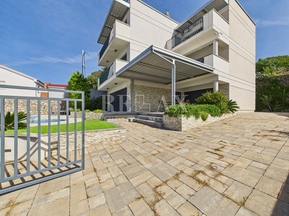 House in Grad Novi Vinodolski, Primorje-Gorski Kotar County, Croatia 3 - 16214019