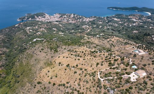 Land in Northern Corfu, Peloponnese, Western Greece and the Ionian, Griechenland 1