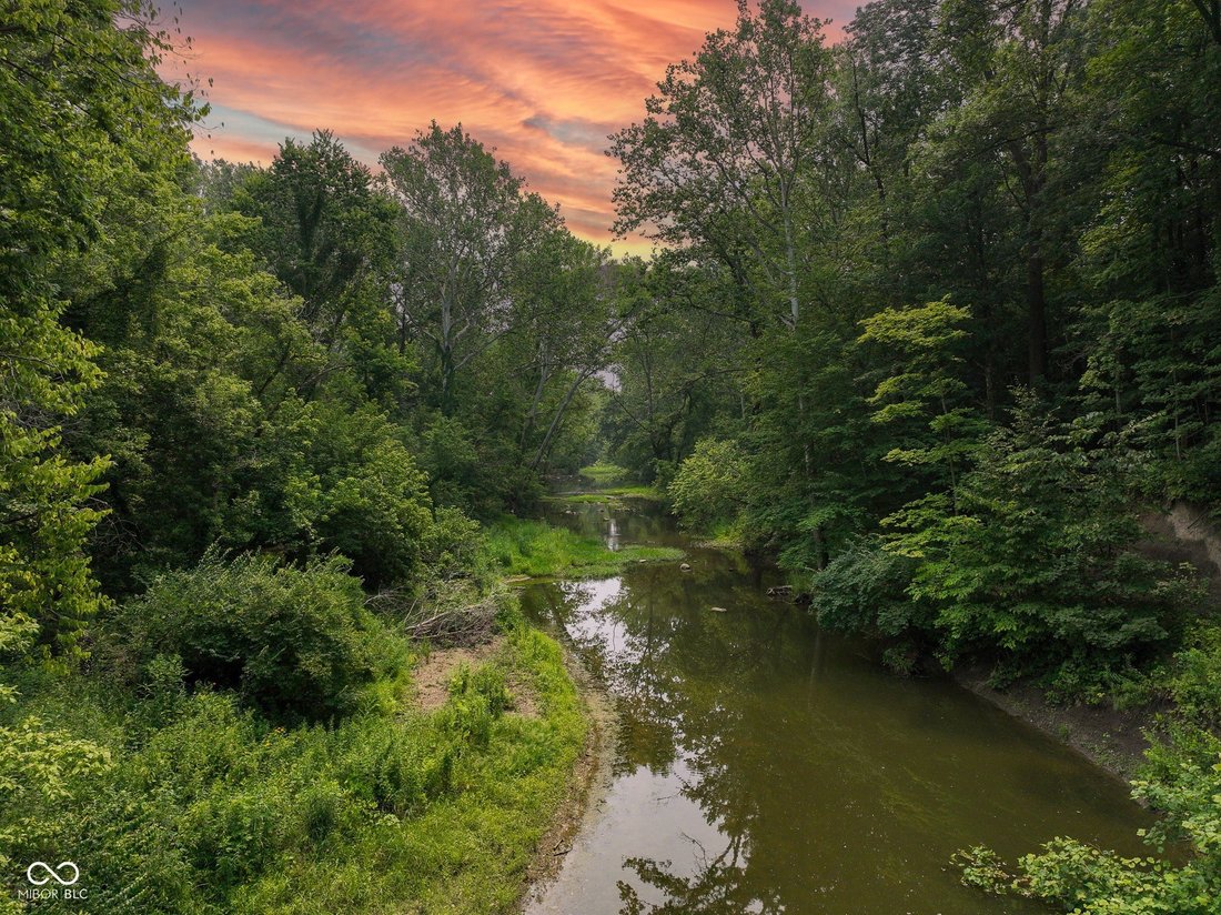 House in Zionsville, Indiana, United States 2 - 16212539