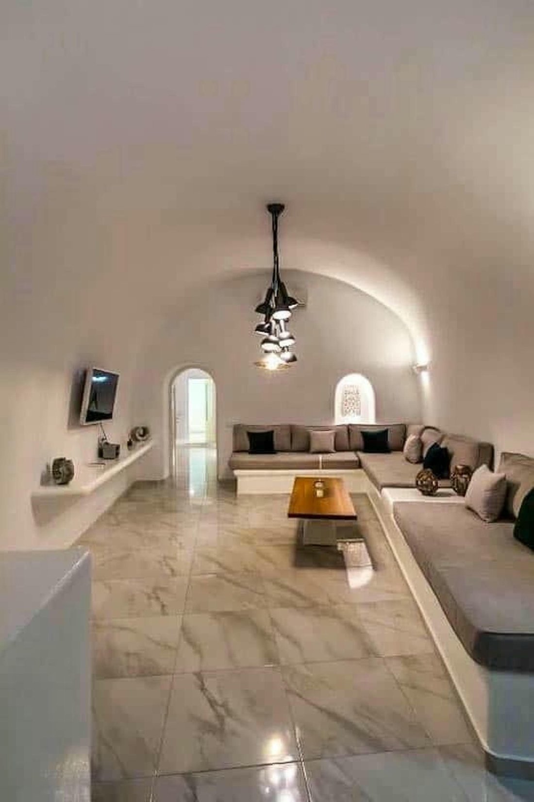 Villa in Thira, Aegean, Greece 2 - 11851715
