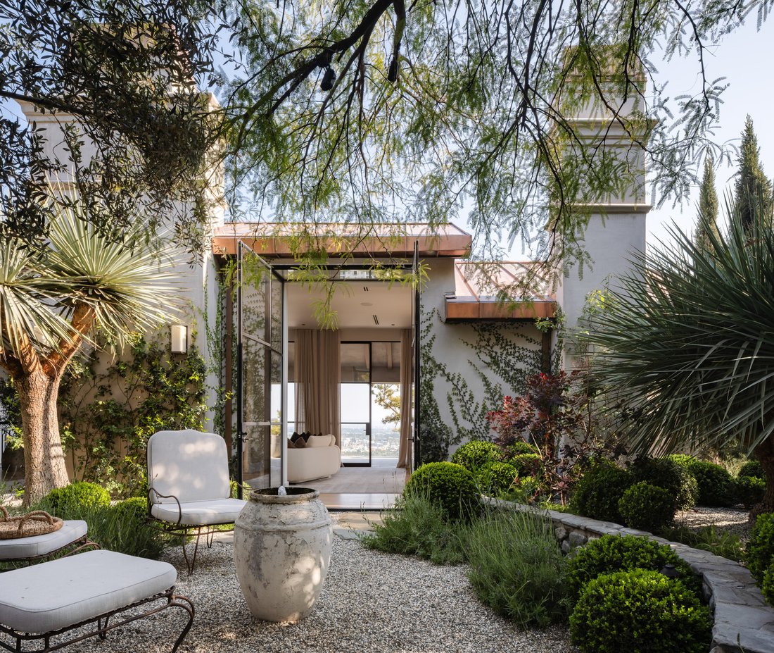 Estate in Beverly Hills, California, United States 3 - 16211855