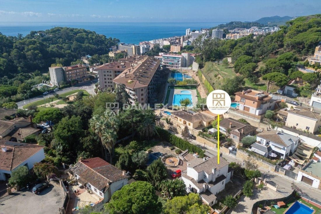 House in Lloret de Mar, Catalonia, Spain 2 - 16215618