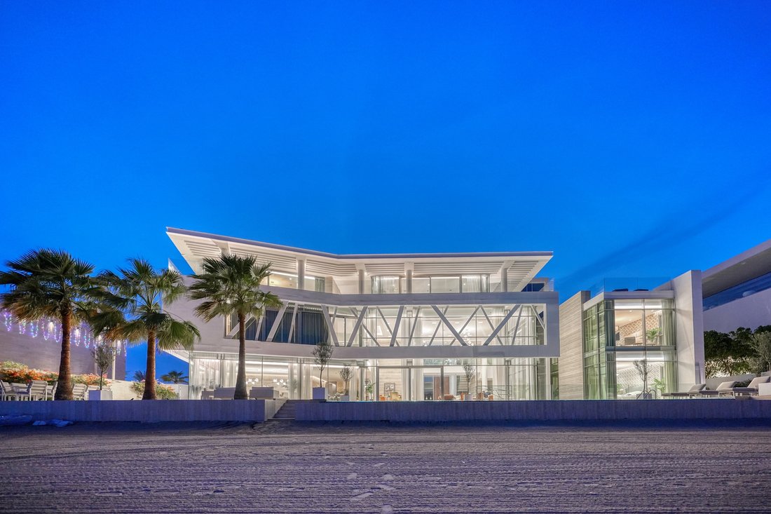 Villa in Palm Jumeirah, Dubai, United Arab Emirates 1 - 16218416