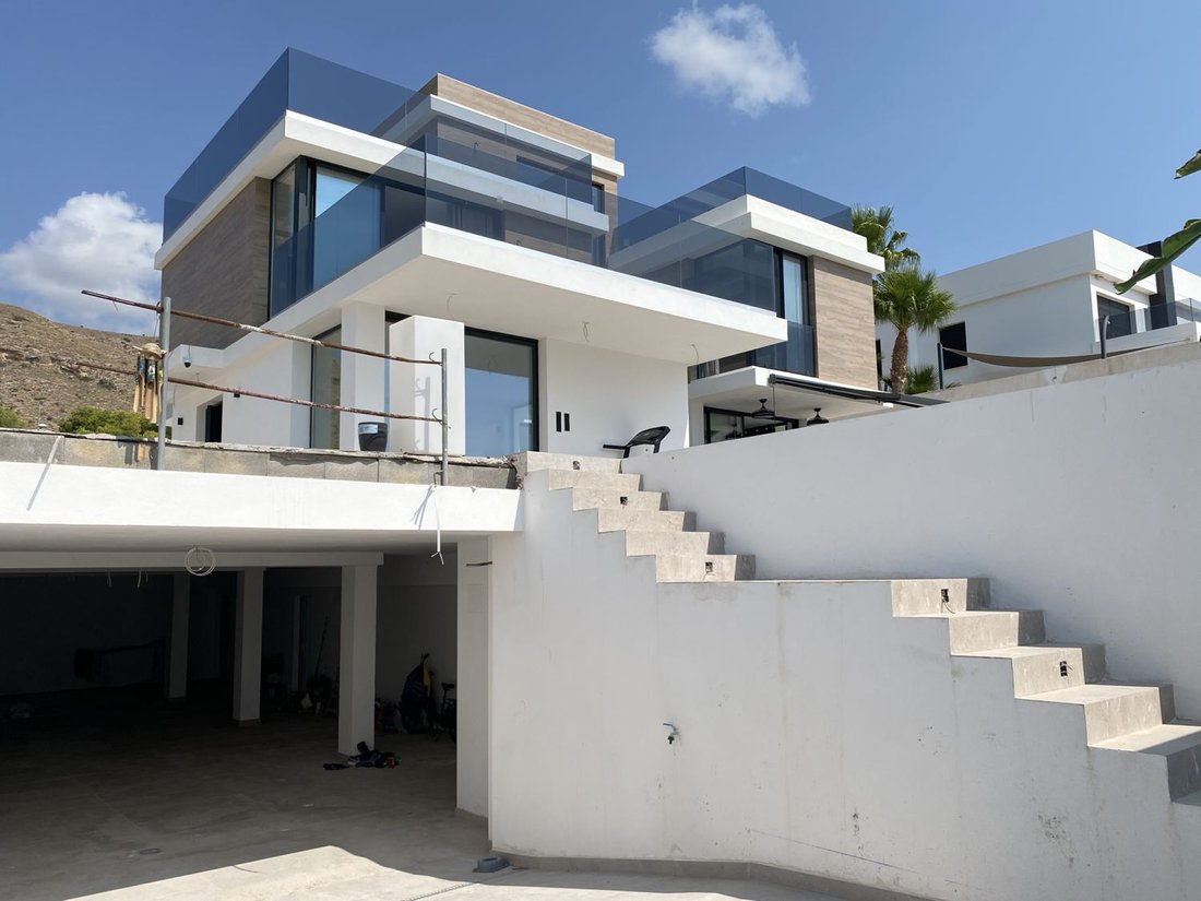 Chalet in Finestrat, Valencian Community, Spain 3 - 16219970