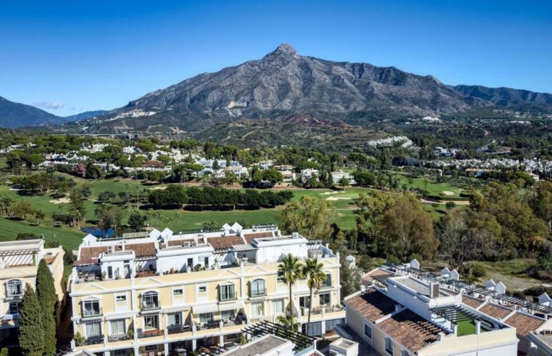 Apartment in Marbella, Andalusia, Spain 2 - 16220936