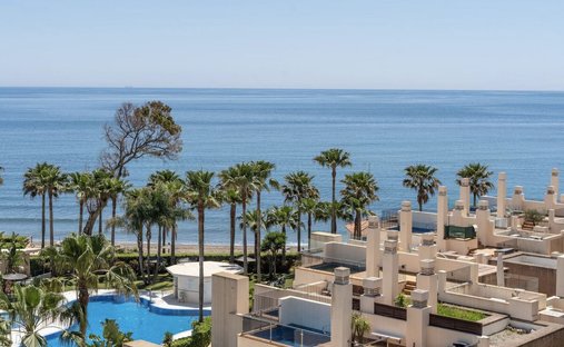 Wohnung in Estepona, Andalusien, Spanien 1