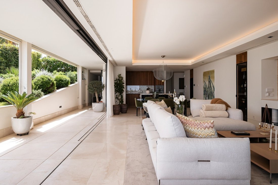 Apartment in La Quinta, Benahavis, Andalusia 5 - 16220513