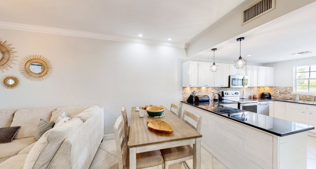 Apartment in George Town, George Town, Cayman Islands 4 - 16117124