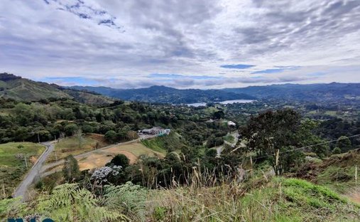 Land in La Fe, Antioquia, Colombia 1