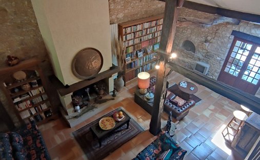 Castle for Sale in Gageac-et-Rouillac, Nouvelle-Aquitaine, France