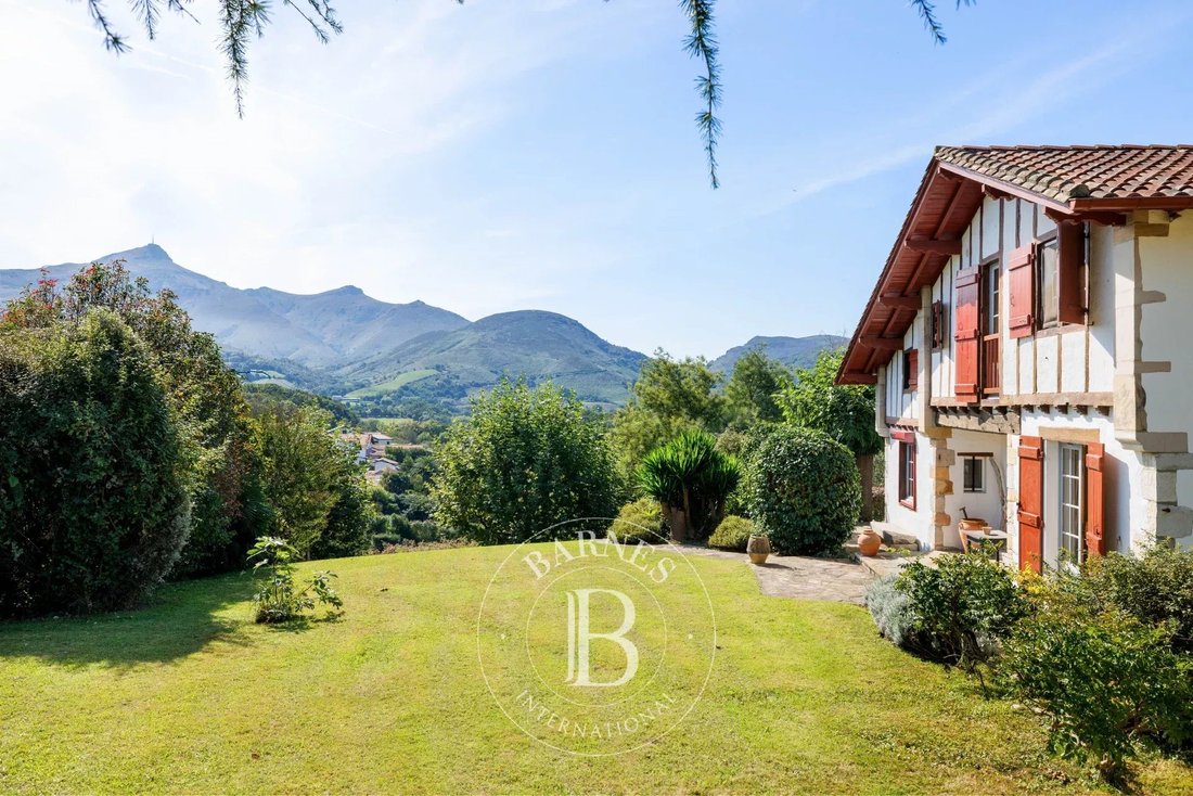 House in Mendi-Choko-Karrikatxar-Olhette, Urrugne, France 1 - 16220563