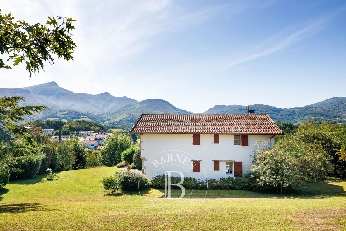 House in Mendi-Choko-Karrikatxar-Olhette, Urrugne, France 5 - 16220563