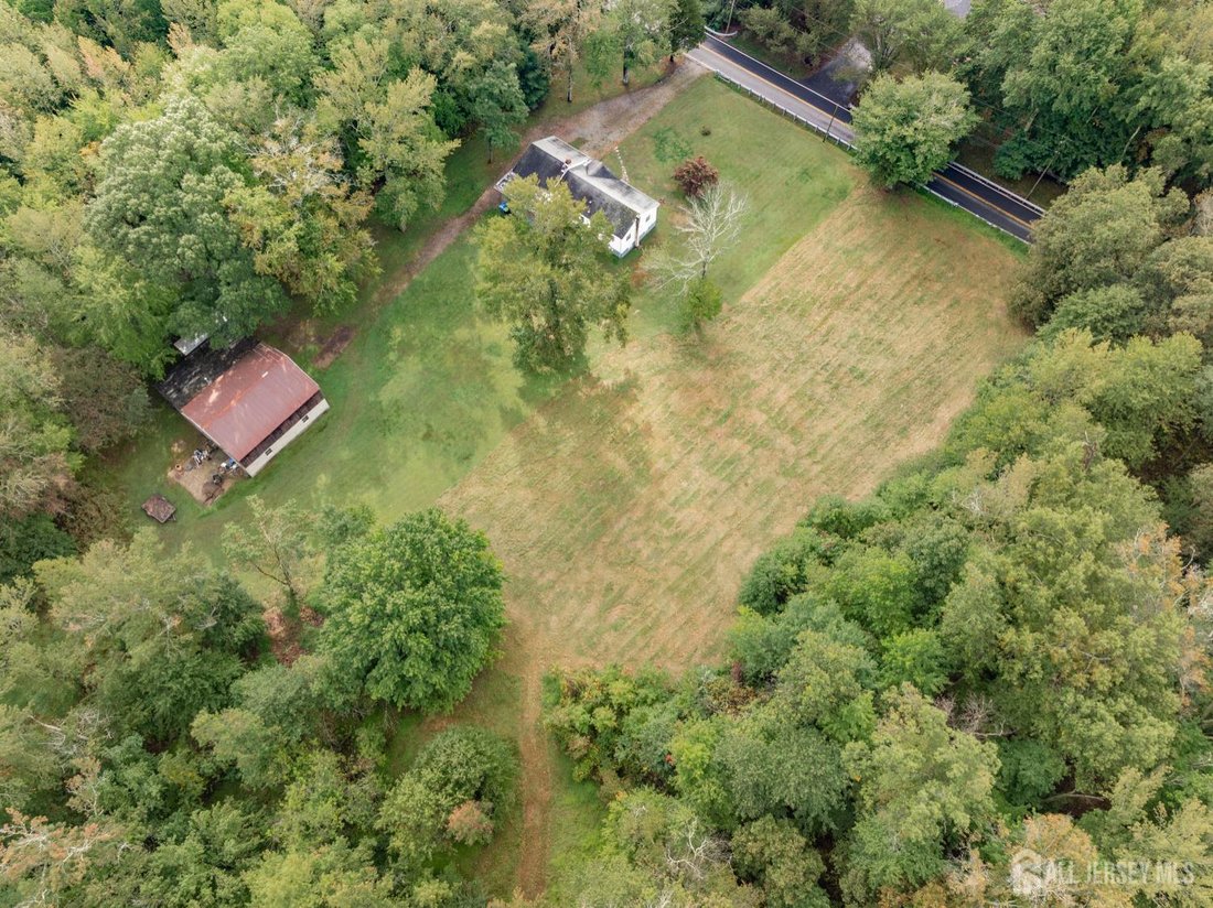 House in Monroe Township, New Jersey, United States 5 - 16223187