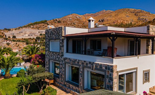 Villa à Gümüşlük, Muğla, Turquie 1