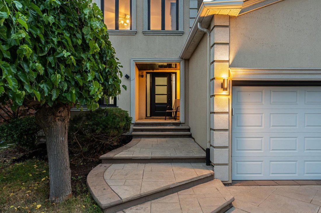 House in Oakville, Ontario, Canada 3 - 16223866