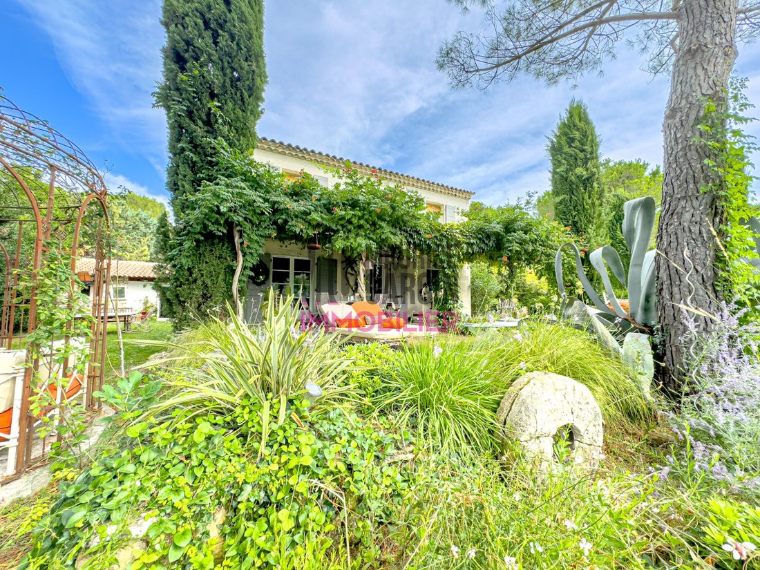 Country House in Secteur Nord, Pernes-les-Fontaines, France 3 - 16224557