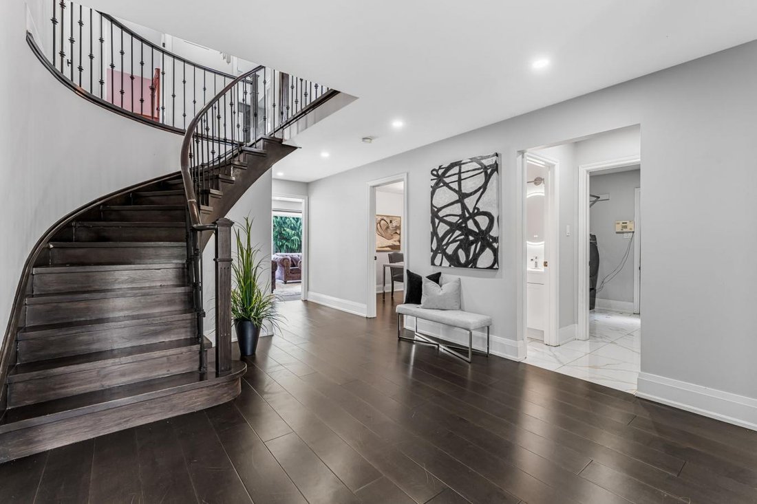 House in Oakville, Ontario, Canada 4 - 16223866