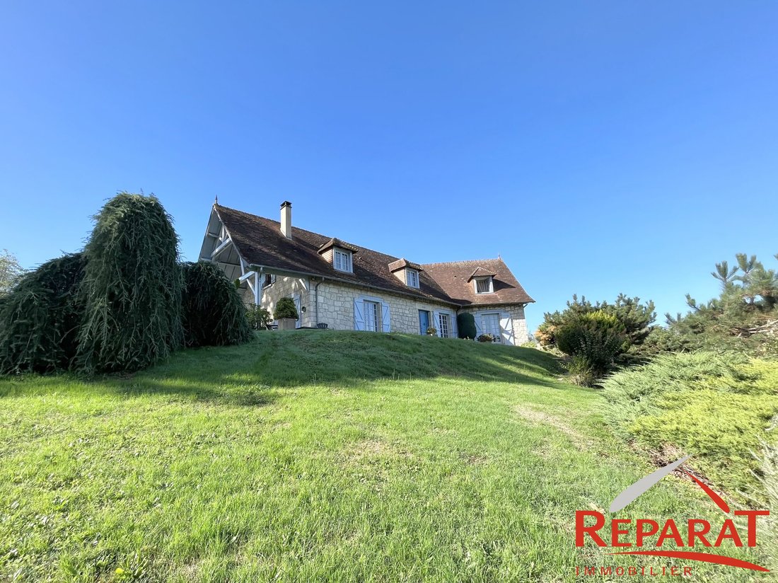 House in Ussac, Nouvelle-Aquitaine, France 1 - 16224541
