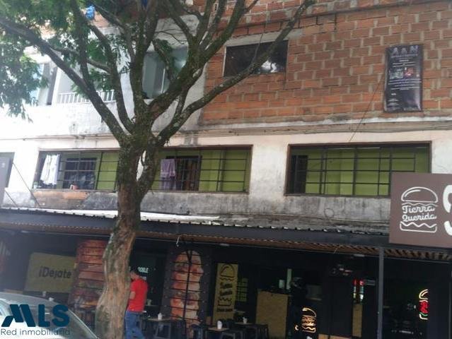 House in Medellín, Antioquia, Colombia 2 - 16223696