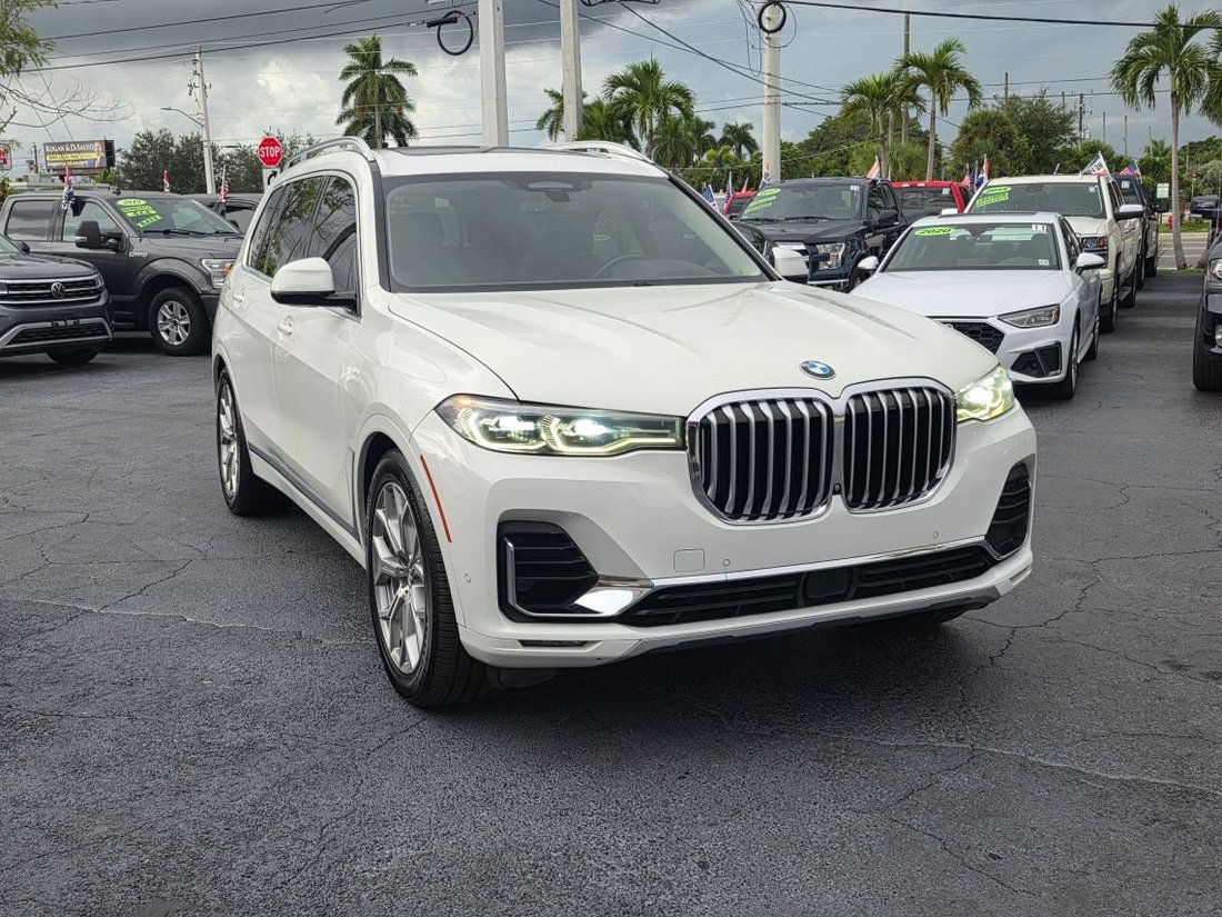 Suv in West Palm Beach, FL, United States 3 - 16224271