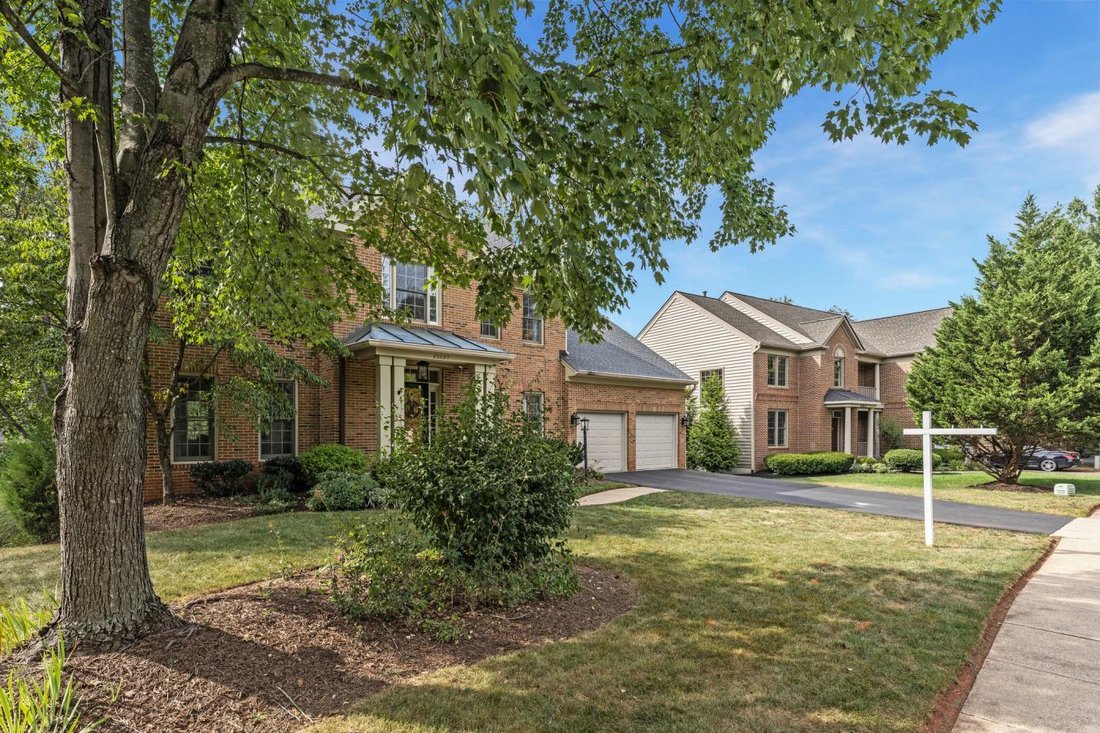 House in Potomac Falls, Virginia, United States 4 - 16223864