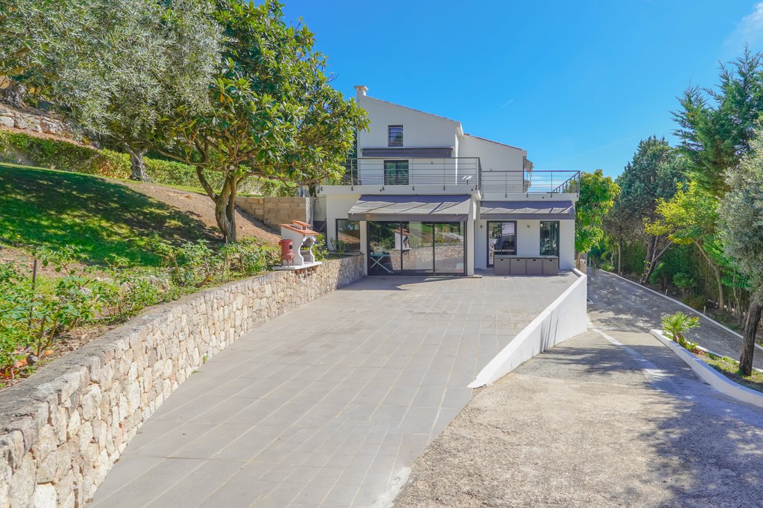 Villa in Peille, Provence-Alpes-Côte d'Azur, France 1 - 16223721