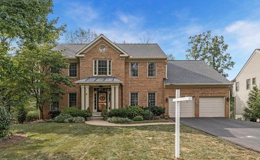 House in Potomac Falls, Virginia, United States 1