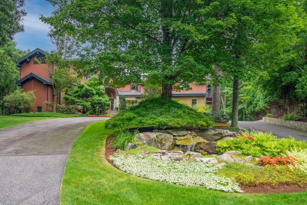 House in Framingham, Massachusetts, United States 3 - 16224091