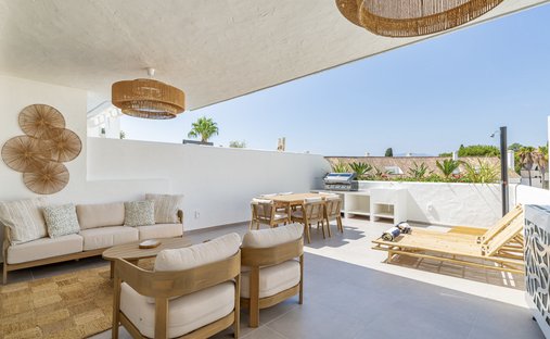 Apartamento en Nueva Andalucía, Marbella, España 1