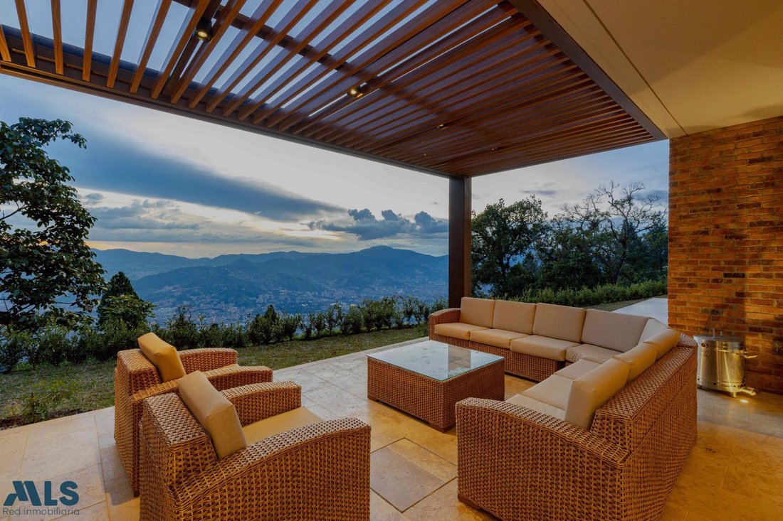 House in Envigado, Antioquia, Colombia 4 - 16223695