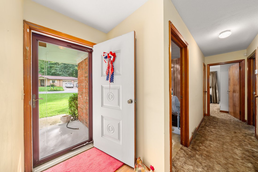 House in Hendersonville, North Carolina, United States 5 - 16133739