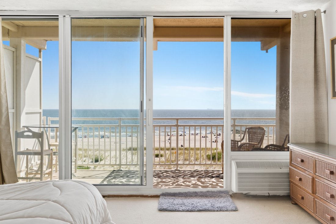 Condo in Long Beach, New York, United States 4 - 16214116