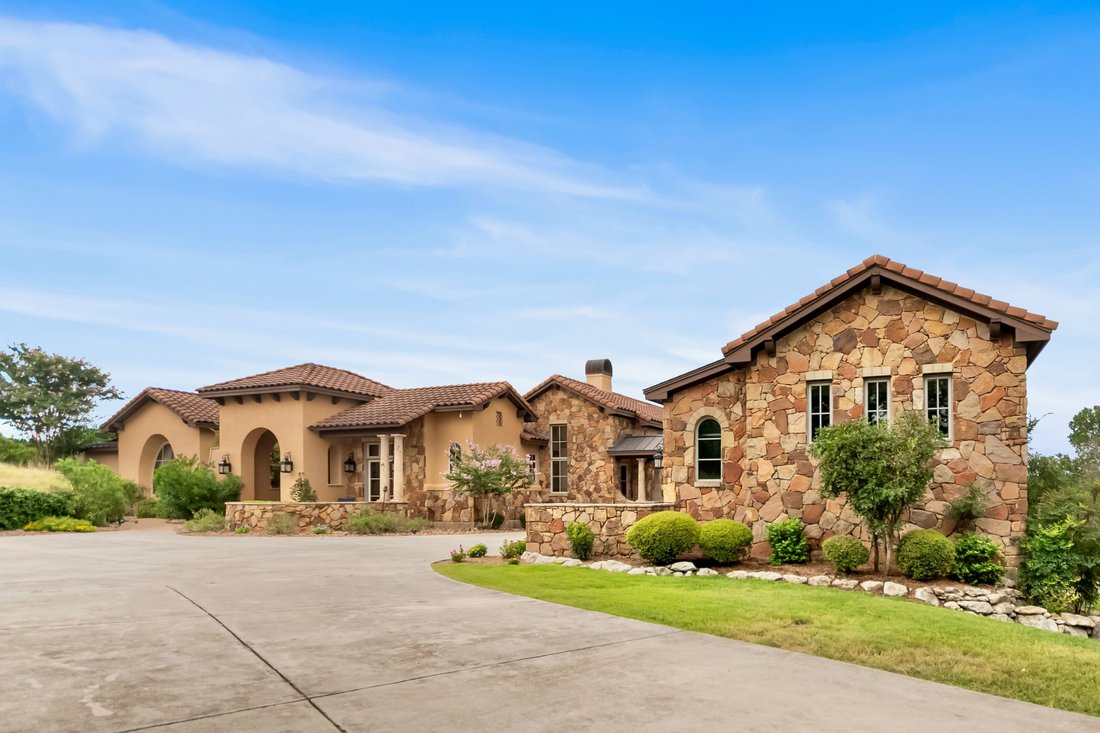 House in Boerne, Texas, United States 1 - 16225045